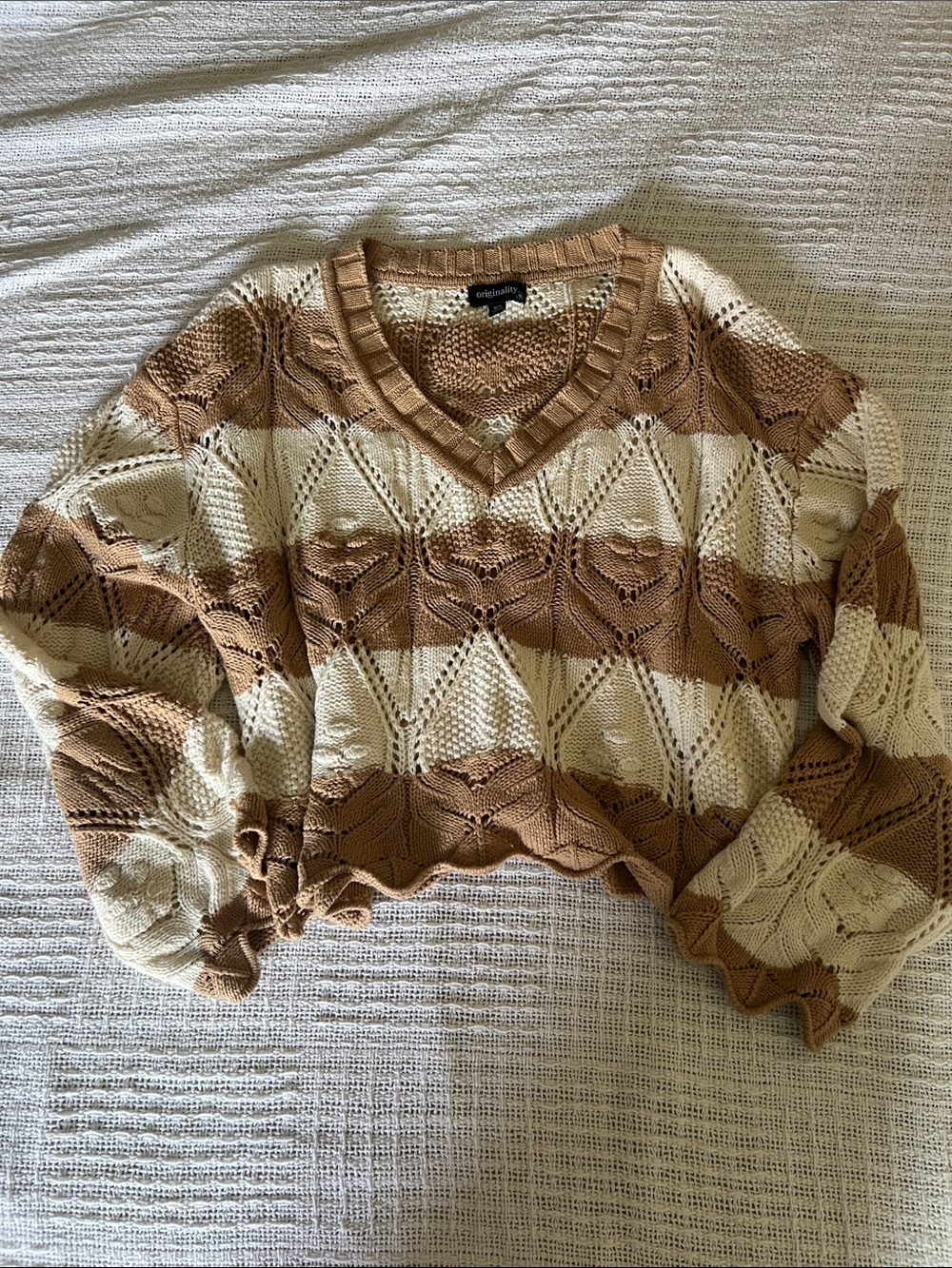 Striped V-Neck Cropped Knit Sweater in Cream and Brown